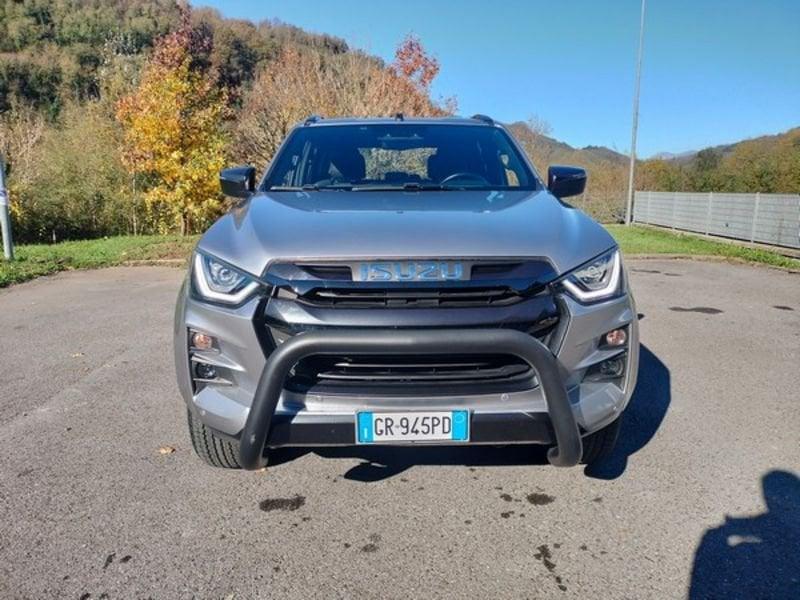 Isuzu D-Max N60 D-Max N60 1.9 Crew Cab FF 4X4 A/T con BullBar, Rollbar e Shutter Lid!!