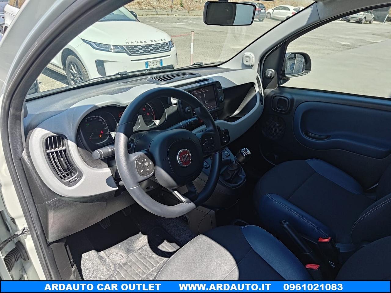 Fiat Panda 1.0 FireFly Hybrid City Cross 70 cv