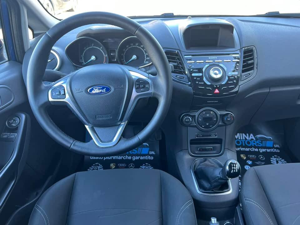 Ford Fiesta 1.5TDCI CAMERA NAVI