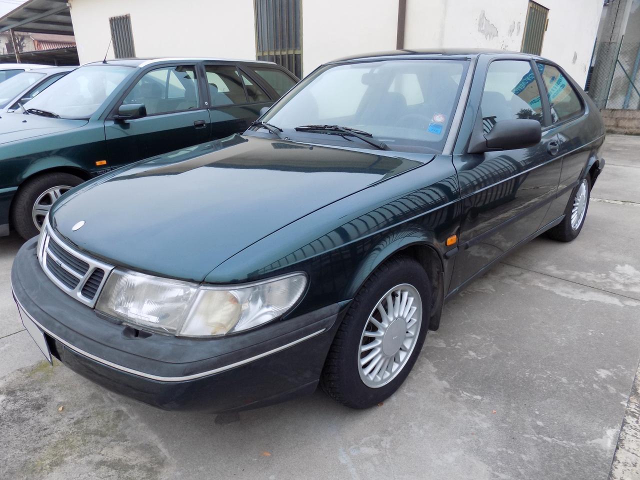 Saab 900 2.0i 16V SE Coupé 3P