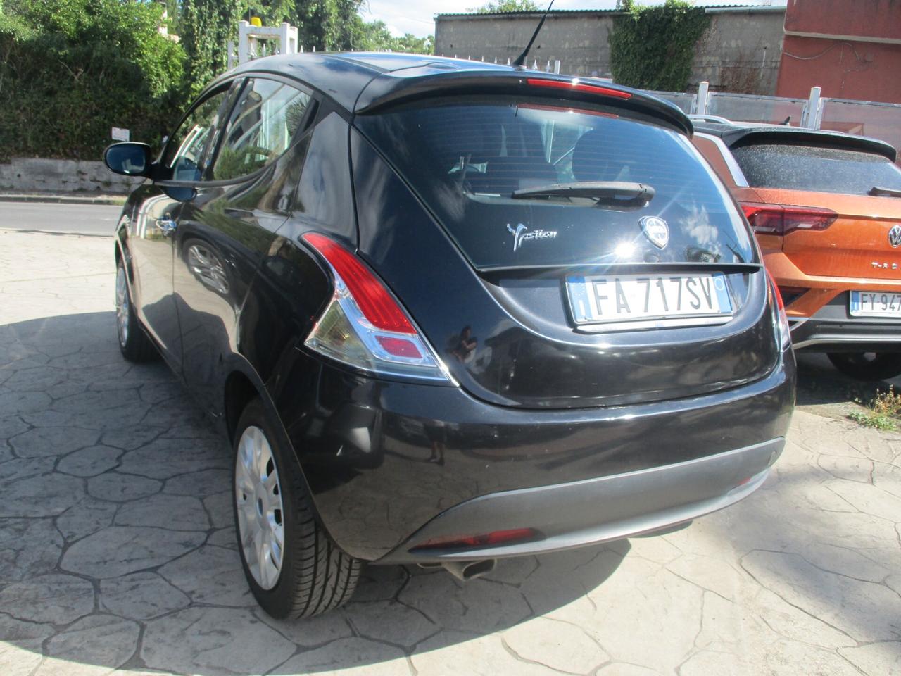 Lancia Ypsilon 1.2 69 CV 5 porte GPL Ecochic Gold