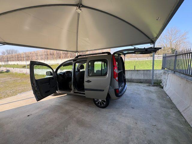 RENAULT Kangoo 1.6 105CV 5 porte Dynamique OK NEOPATENTATI