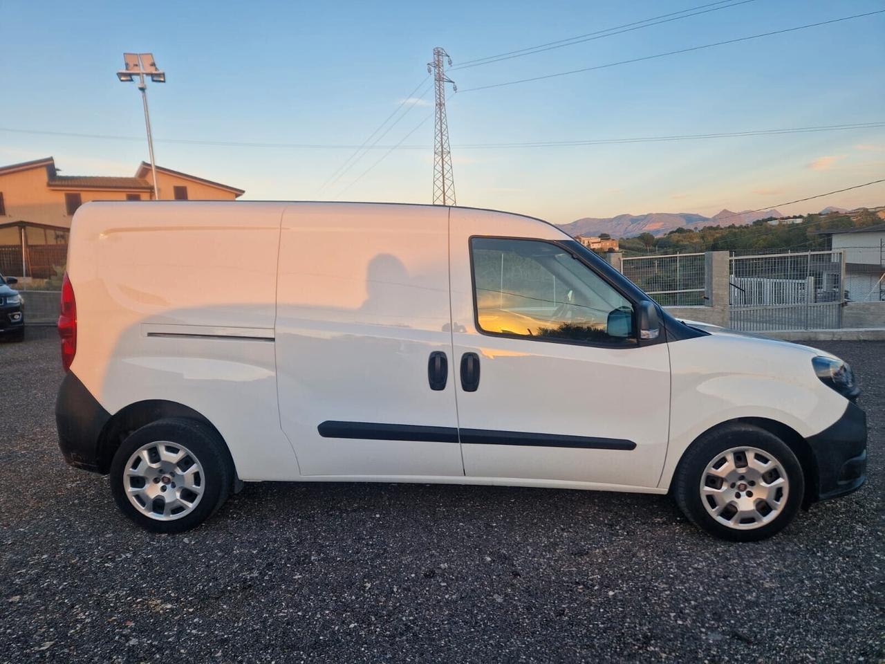 Fiat Doblò 1.6 MJT 120CV PL-TN Cargo Maxi 3Posti