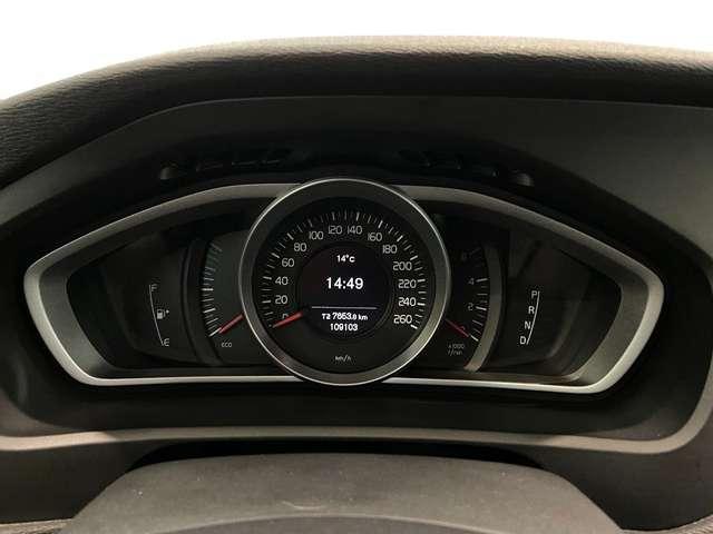 Volvo V40 Cross Country D3 Geartronic Momentum