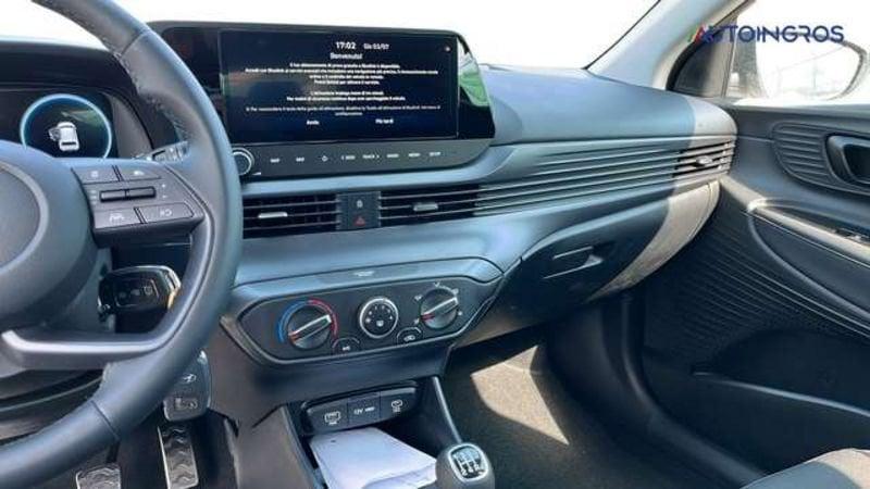 Hyundai Bayon 2024 1.2 mpi Xline mt