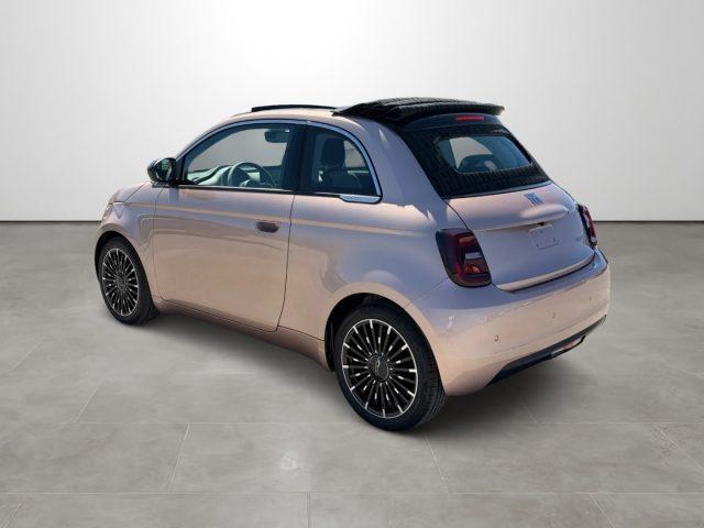 FIAT 500 Cabrio 1.0 hybrid Dolcevita La Prima