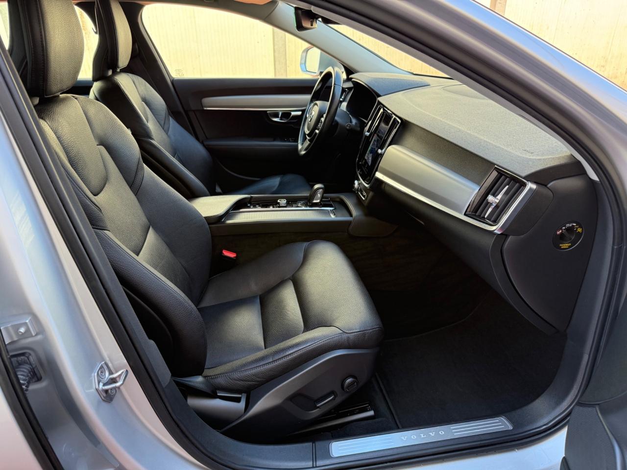 Volvo V90 B4 (d) Geartronic Momentum Business Pro