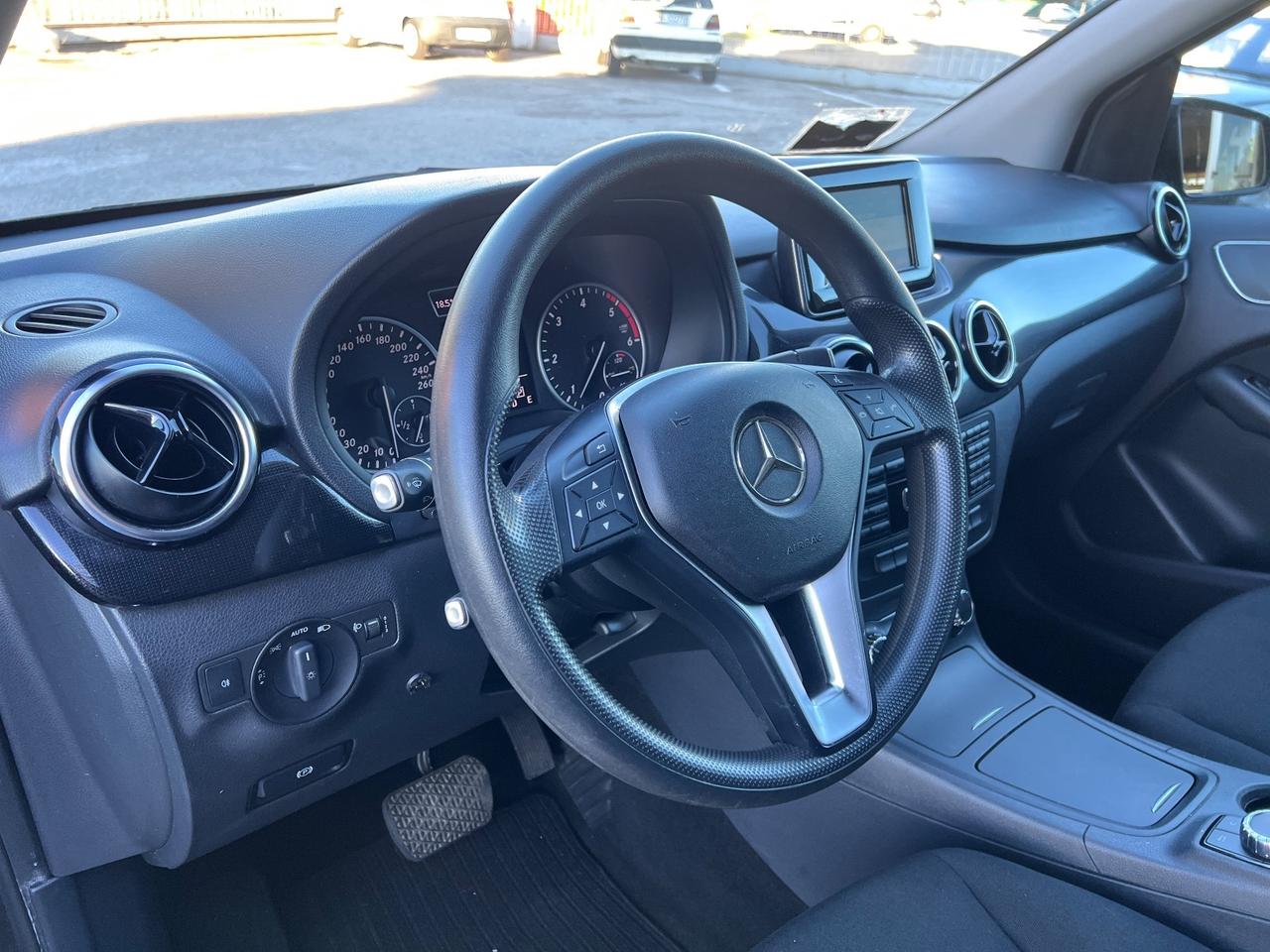 Mercedes-benz B 180 d Automatic Premium