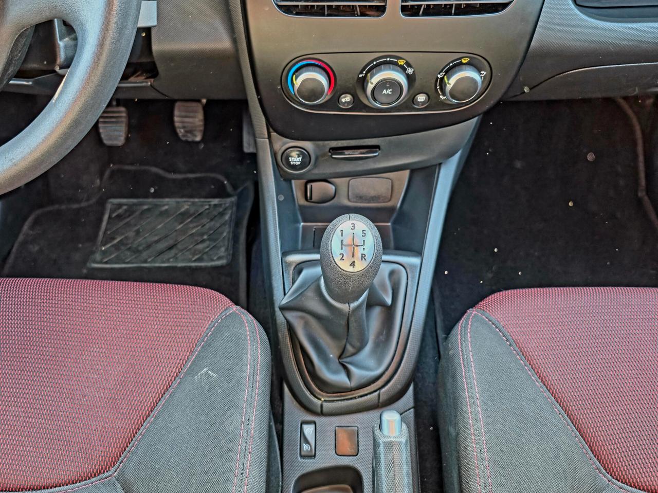 Renault Clio 1.2 75CV GPL 5 porte Live 2015-E5B NEO Manuale