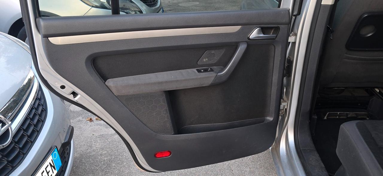 Volkswagen Touran 1.6 Trendline Bifuel G
