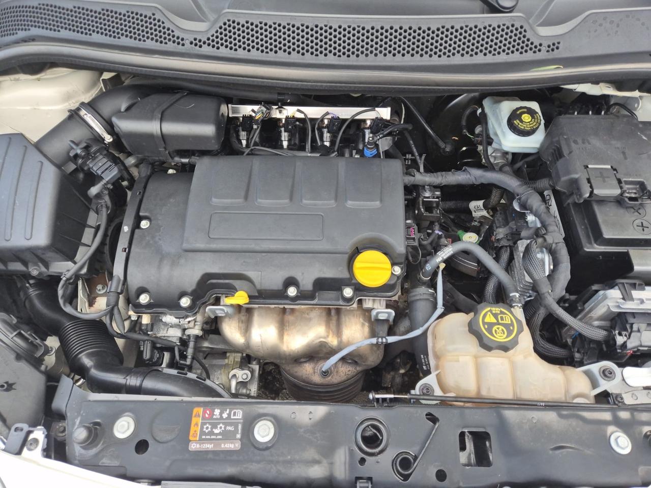 Opel Adam 1.4 87 CV GPL Tech Black Jack