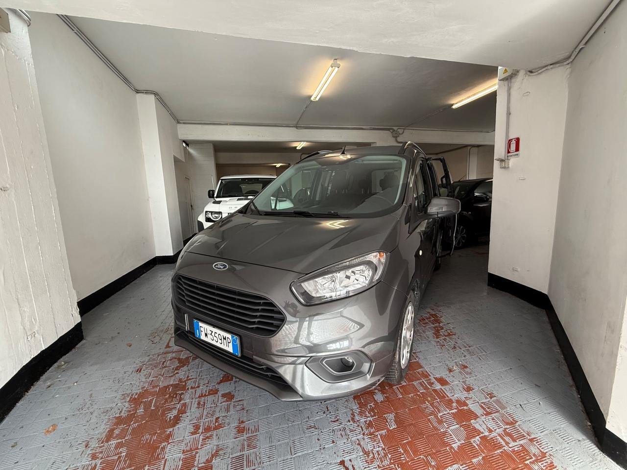 Ford Tourneo Courier 1.0 EcoBoost 100 CV S&S Sport