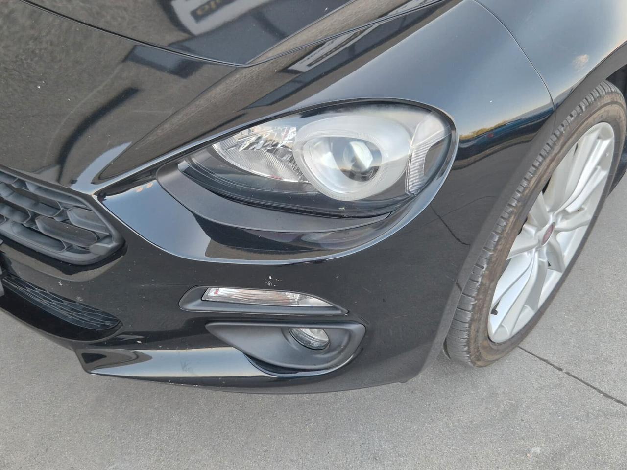 Fiat 124 Spider