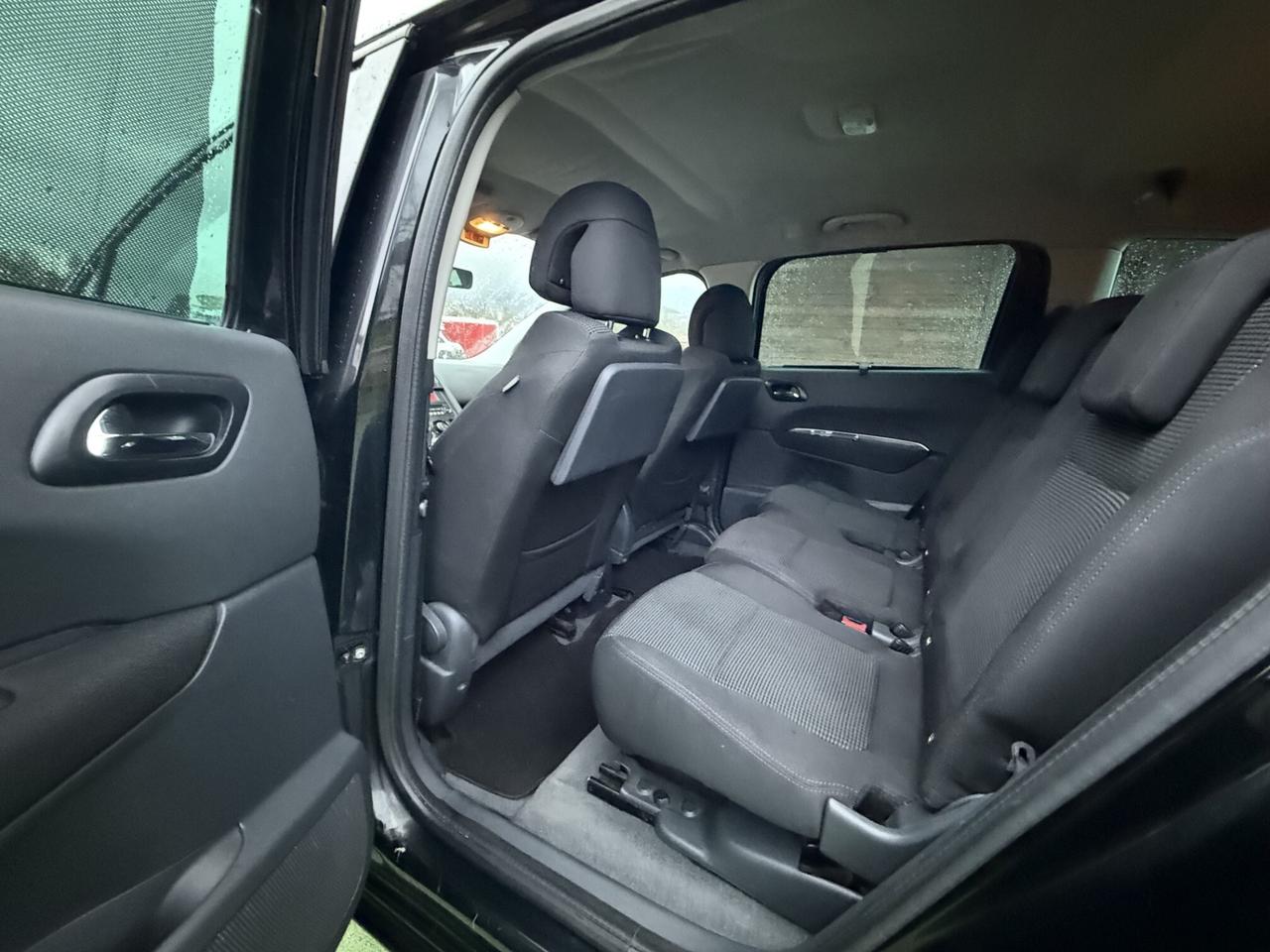 PEUGEOT 5008 1" SERIE