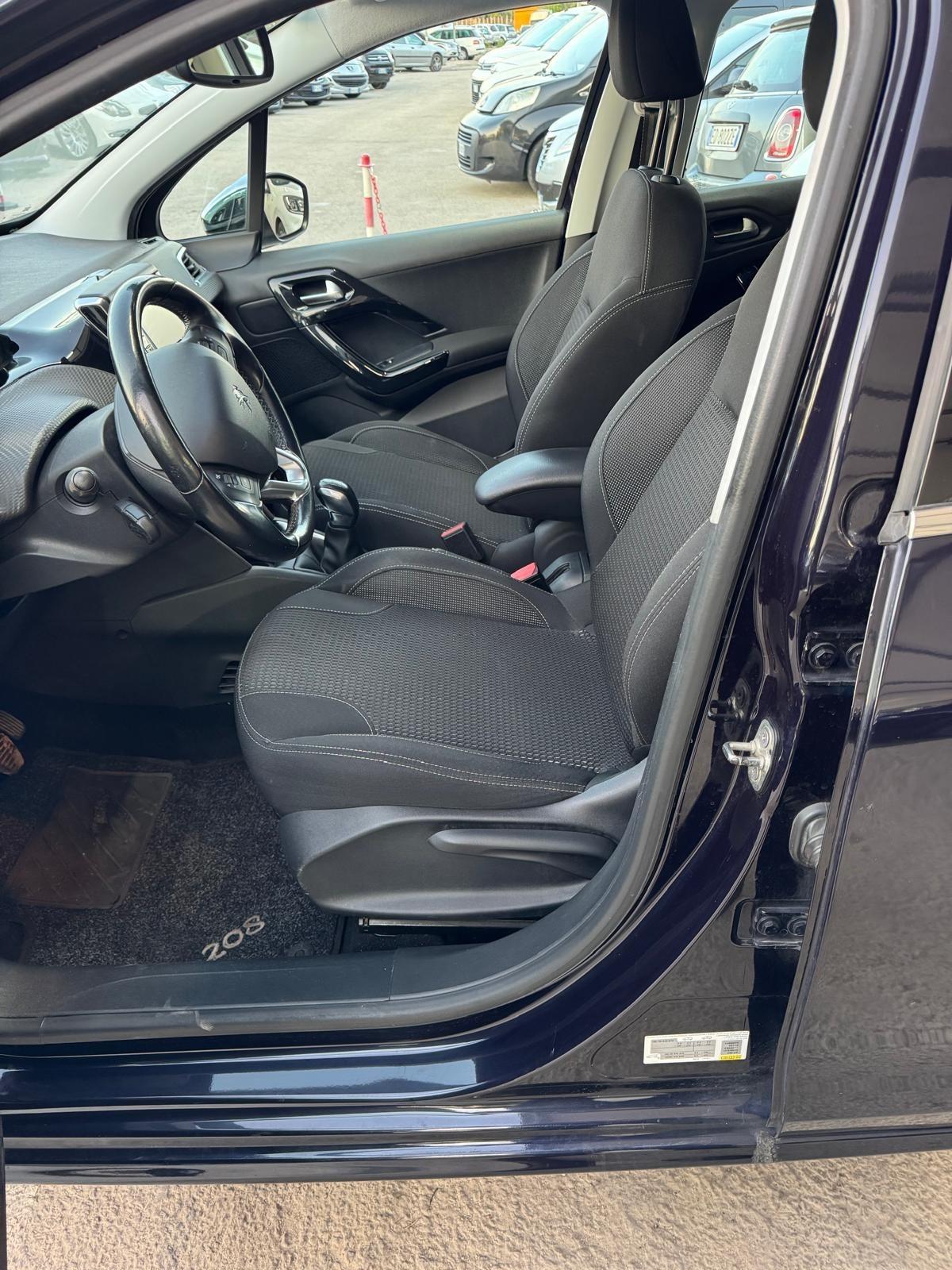 Peugeot 208 BlueHDi 75 5 porte Allure