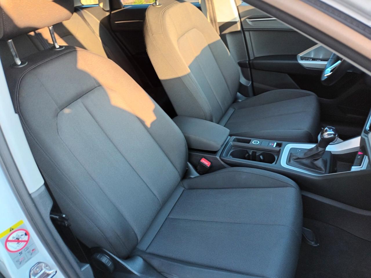 Audi Q3 FULL OPTIONAL COME NUOVA AFFARE