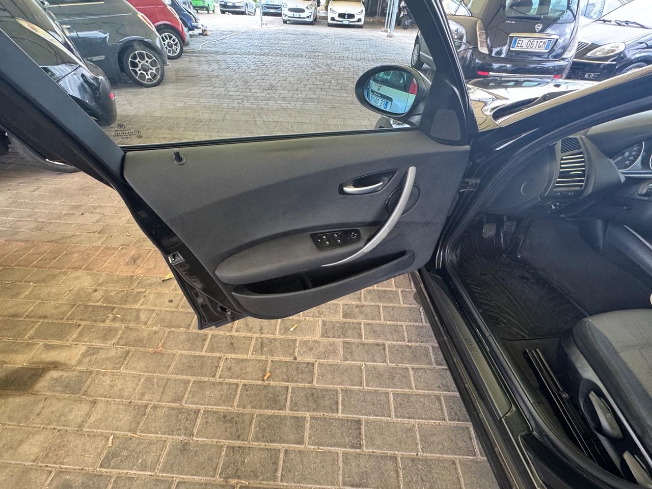 Bmw 118 118d cat 5 porte Futura