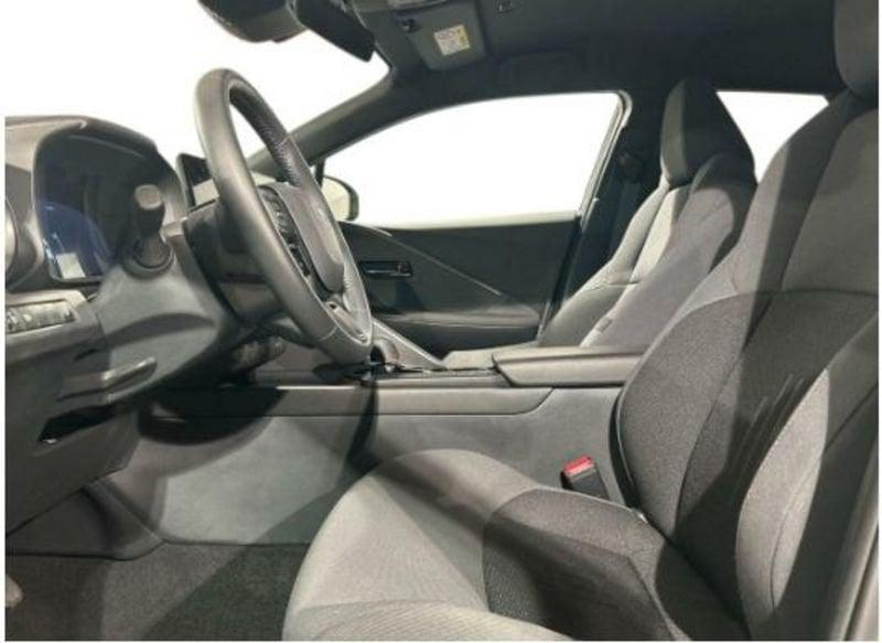 Toyota C-HR 2.0 PHEV E-CVT Trend