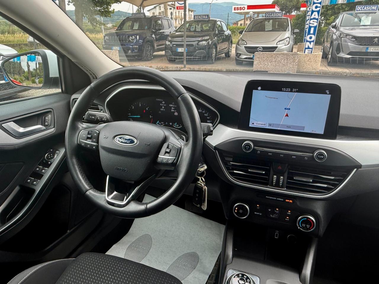 " POCHI KM " Ford Focus 1.5 TDCi 120 CV AUTOM.