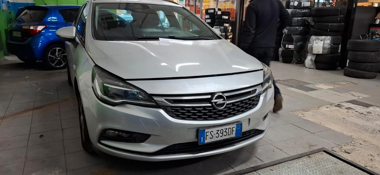 Opel Astra 1.6 CDTi 110CV 2018 s.w. DISTRIBUZIONE ROTTA!