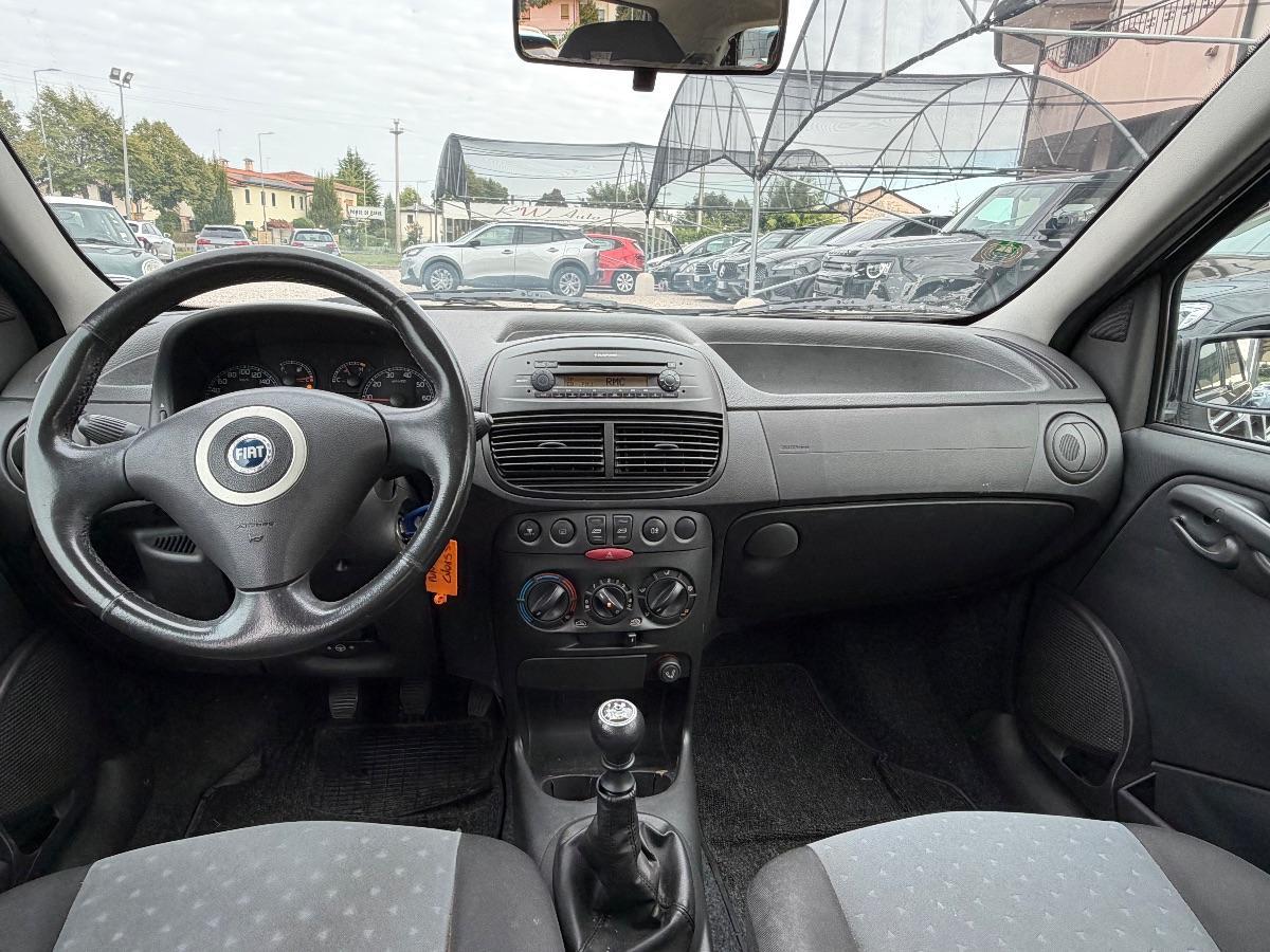 Fiat Punto 1.2 Active 5p