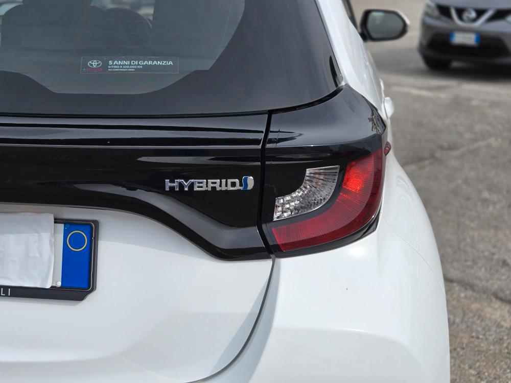 Toyota Yaris 1.5h Business
