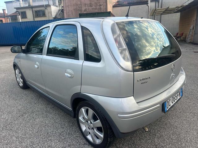 OPEL Corsa 134,642km 1.0i 12V 5p Club senza lavoro da fare