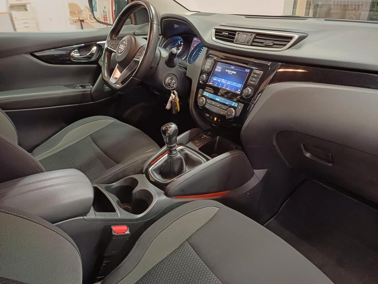 Nissan Qashqai 1.7 dCi 150 CV 4WD Business