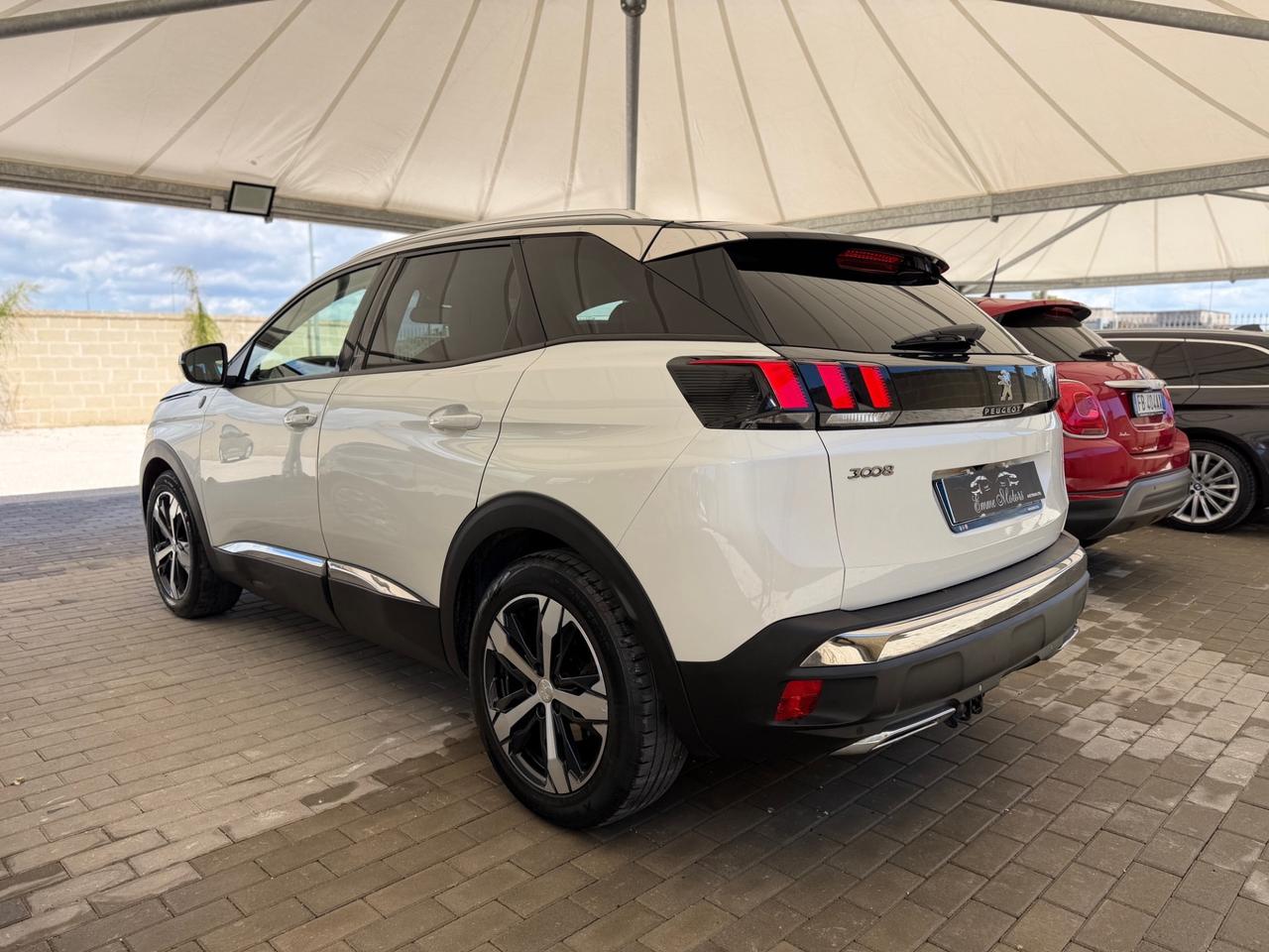 Peugeot 3008 BlueHDi 130 S&S EAT8 Crossway
