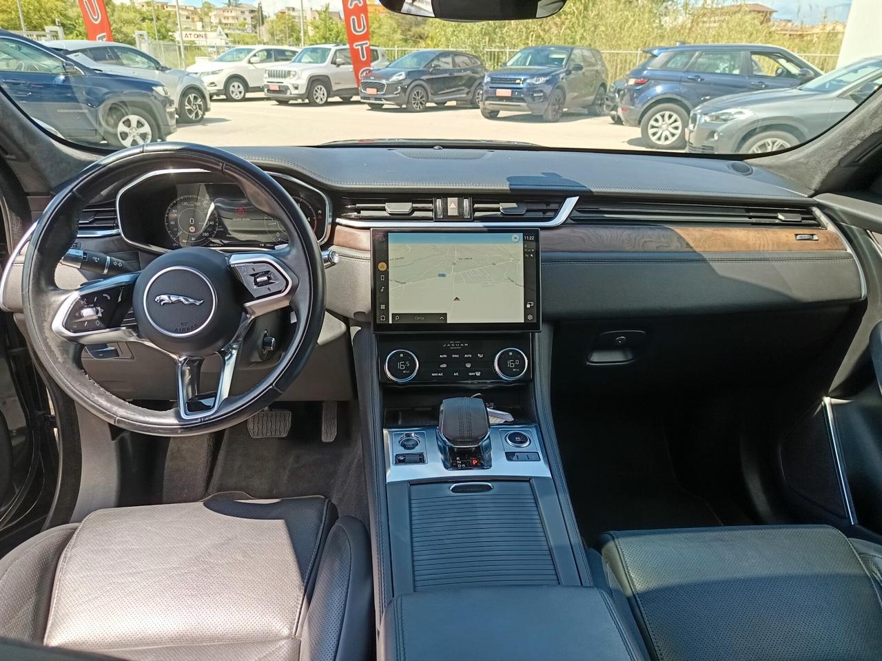 Jaguar F-Pace 2.0 D i4 MHEV 204 CV AWD aut. HSE