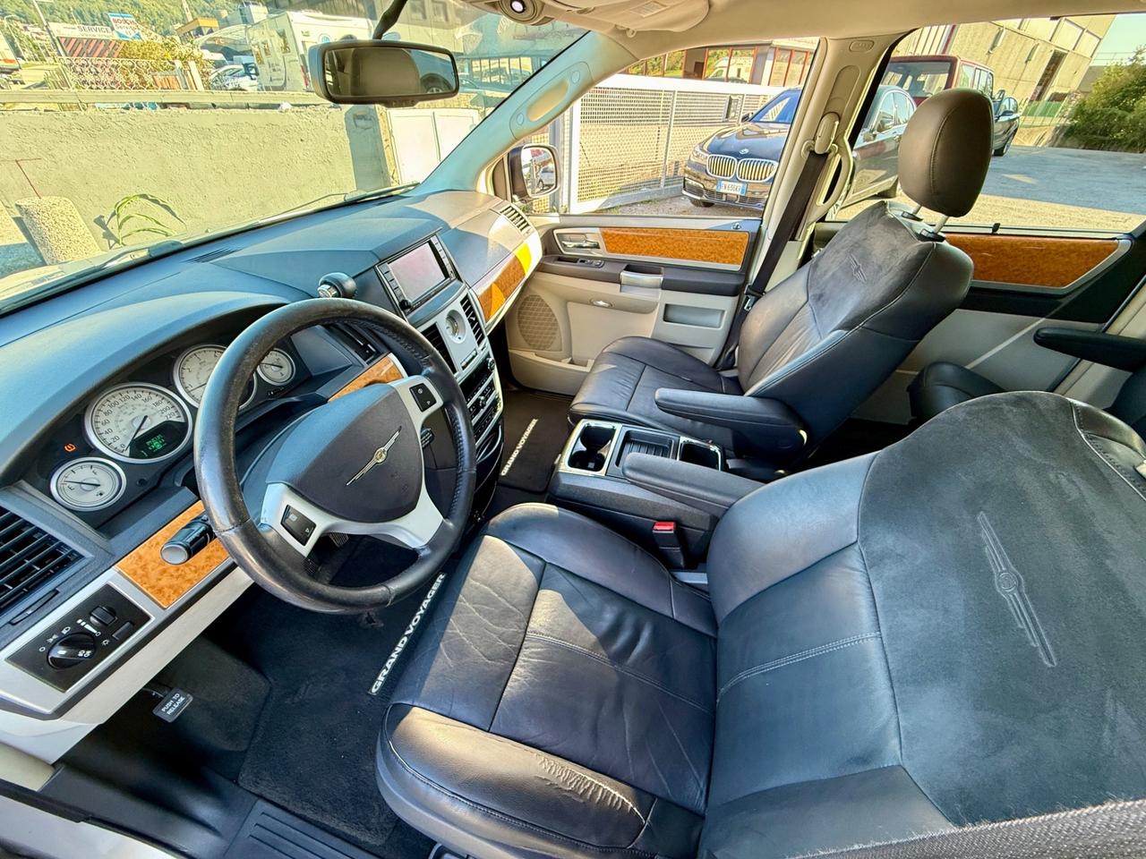 Chrysler Voyager Grand 2.8 CRD cat Limited Auto FULL