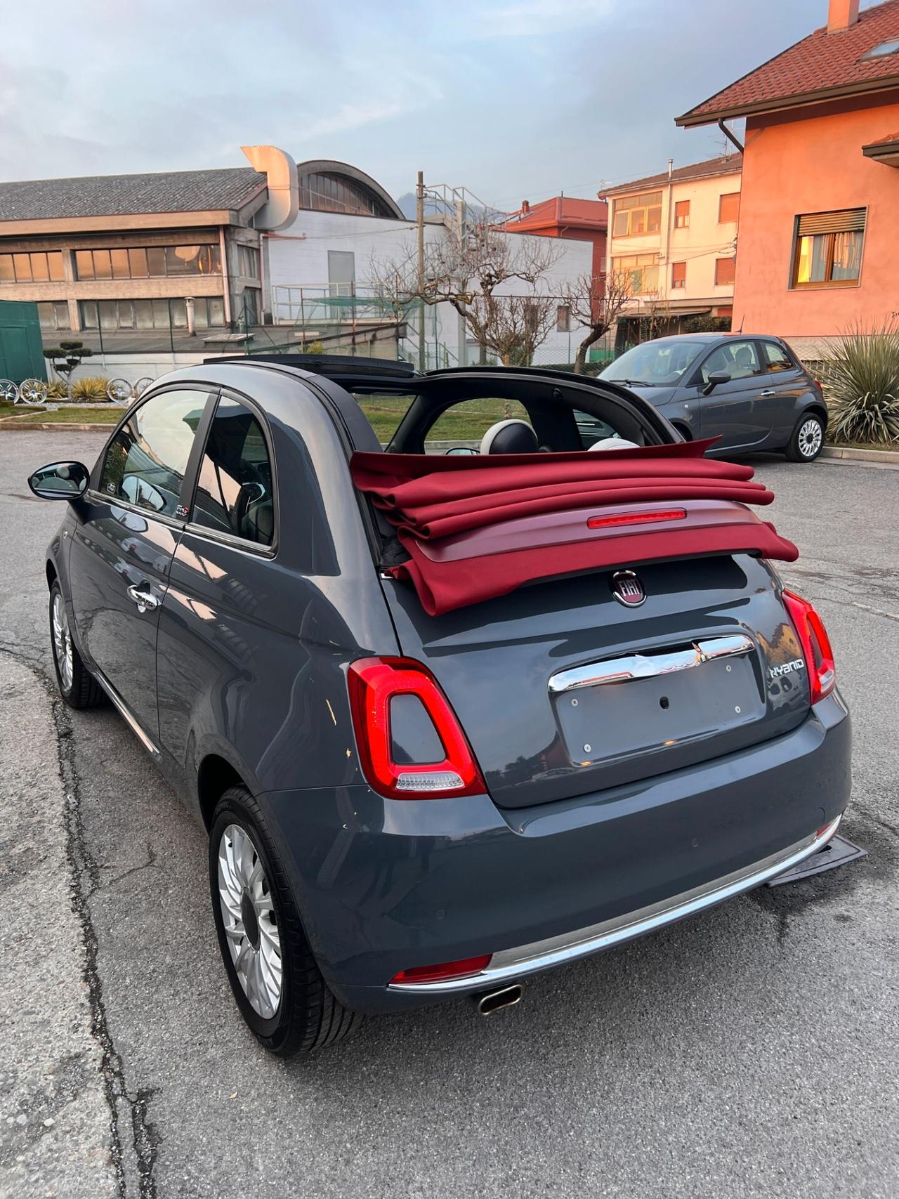 Fiat 500 C 1.0 Hybrid Dolcevita