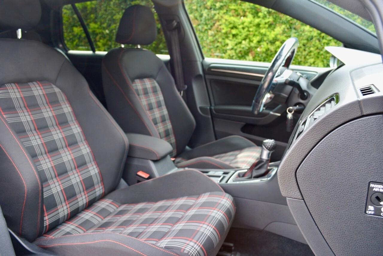 Volkswagen Golf GTI Golf GTI Performance 2.0 245 CV TSI 5p. MANUALE!