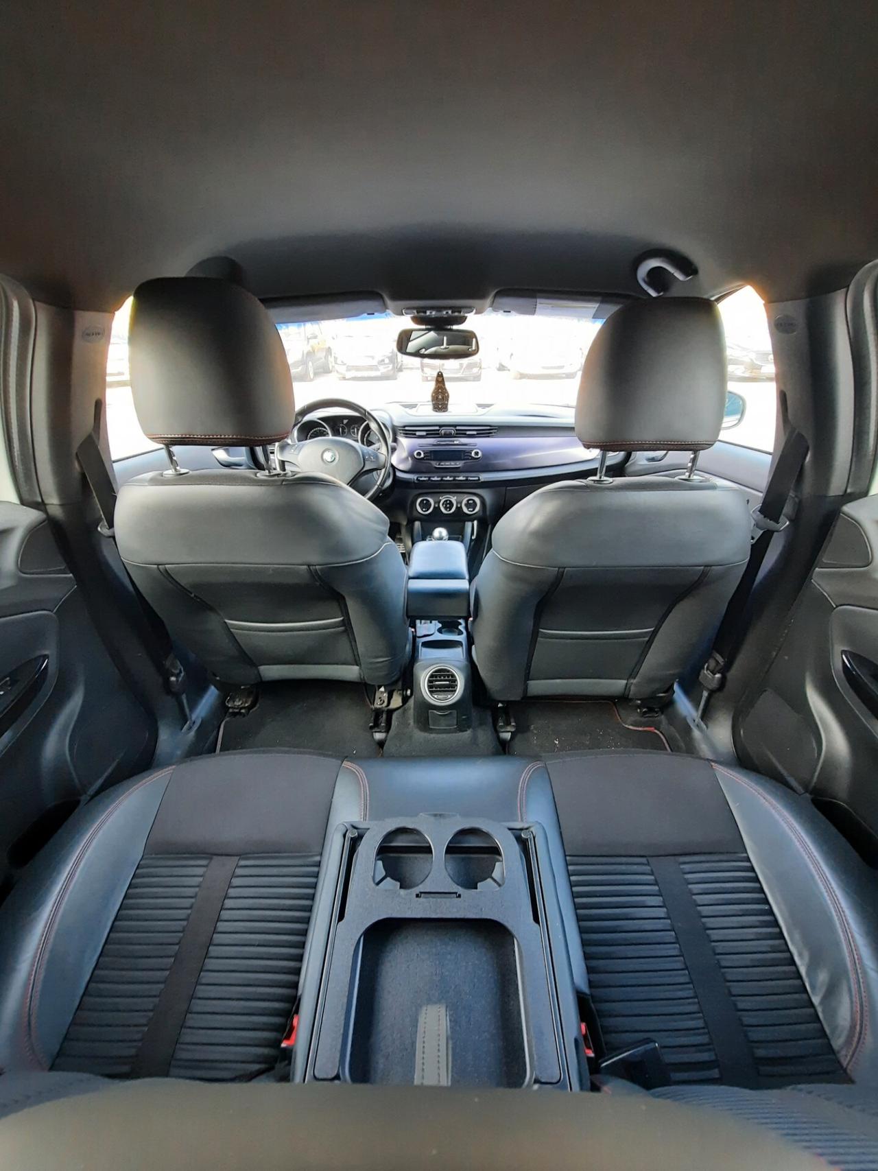 Alfa Romeo Giulietta 1.4 Turbo MultiAir Distinctive