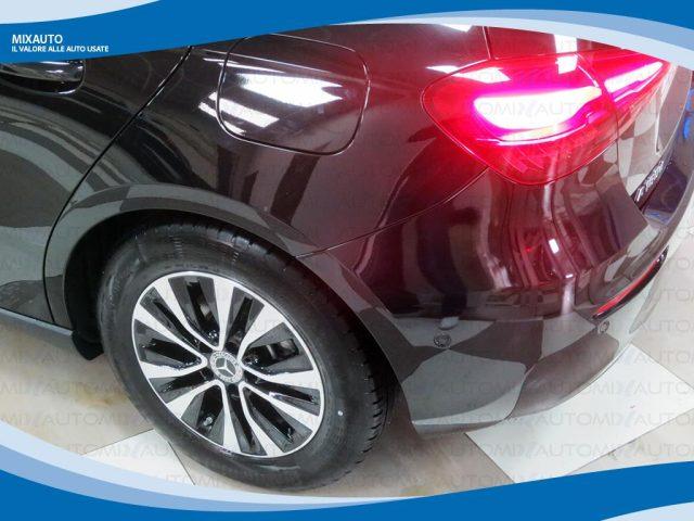 MERCEDES-BENZ A 180 D Automatic Advanced EU6