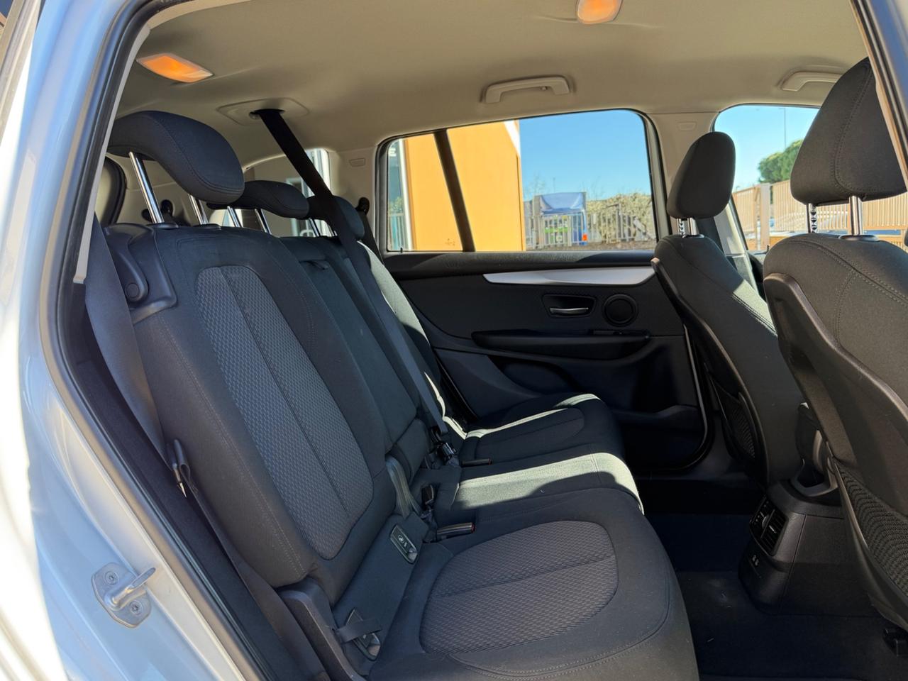 Bmw 2er Active Tourer 220d Sport aut.