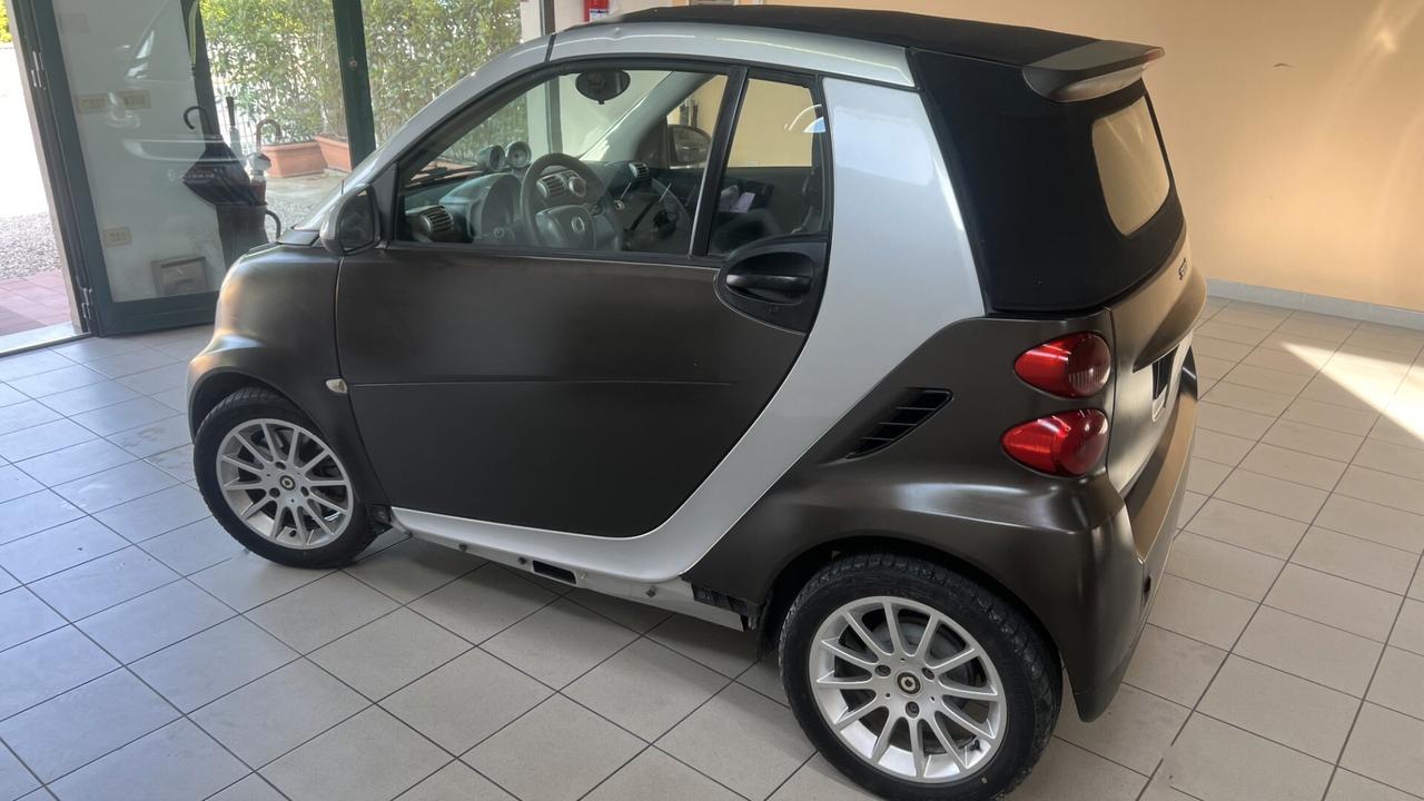 Smart ForTwo 1000 52 kW cabrio limited two