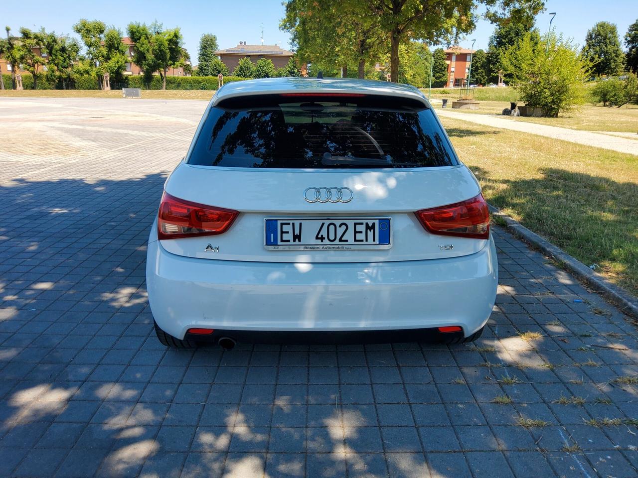 Audi A1 1.6 TDI S tronic line edition