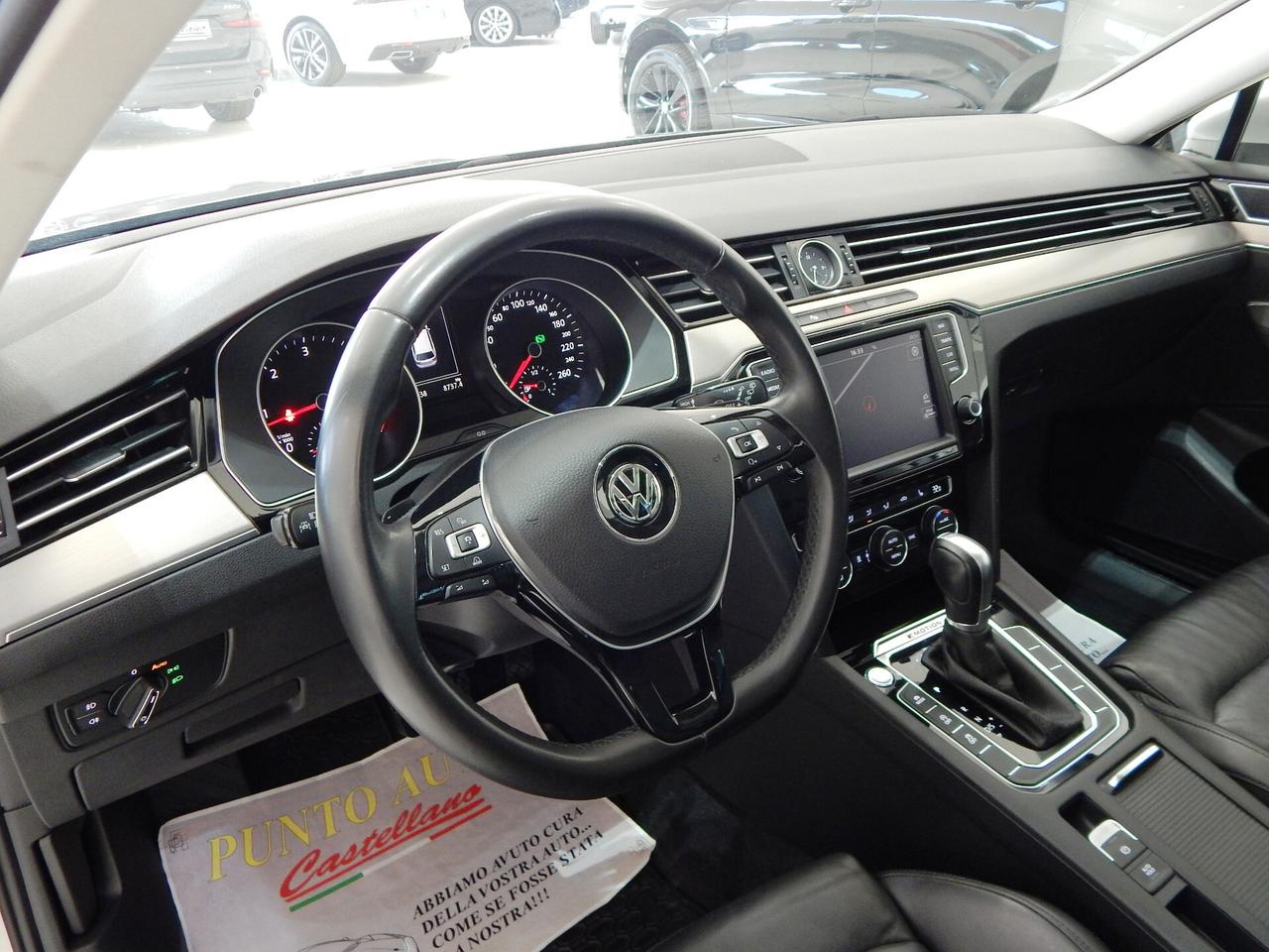 Volkswagen Passat Variant 2.0 TDI Highline 4motion 190cv DSG TETTO-NAVI-PELLE-LED