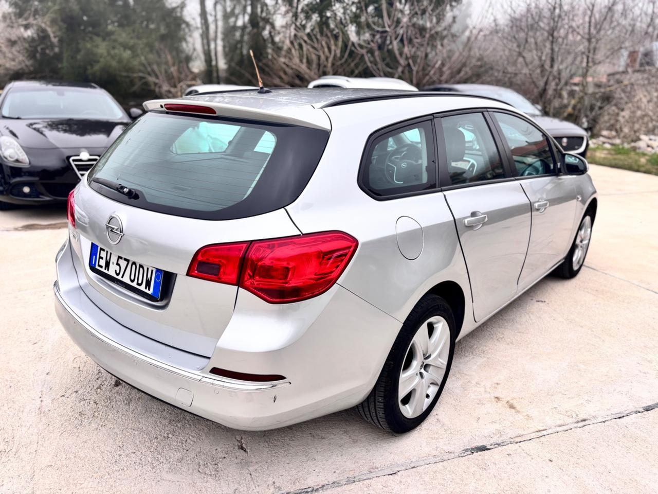 Opel Astra 1.4 Turbo 140CV Sports Tourer GPL Tech Cosmo