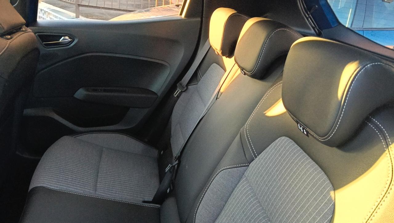 RENAULT CLIO 1.0 BENZ-KM 20.000-2024