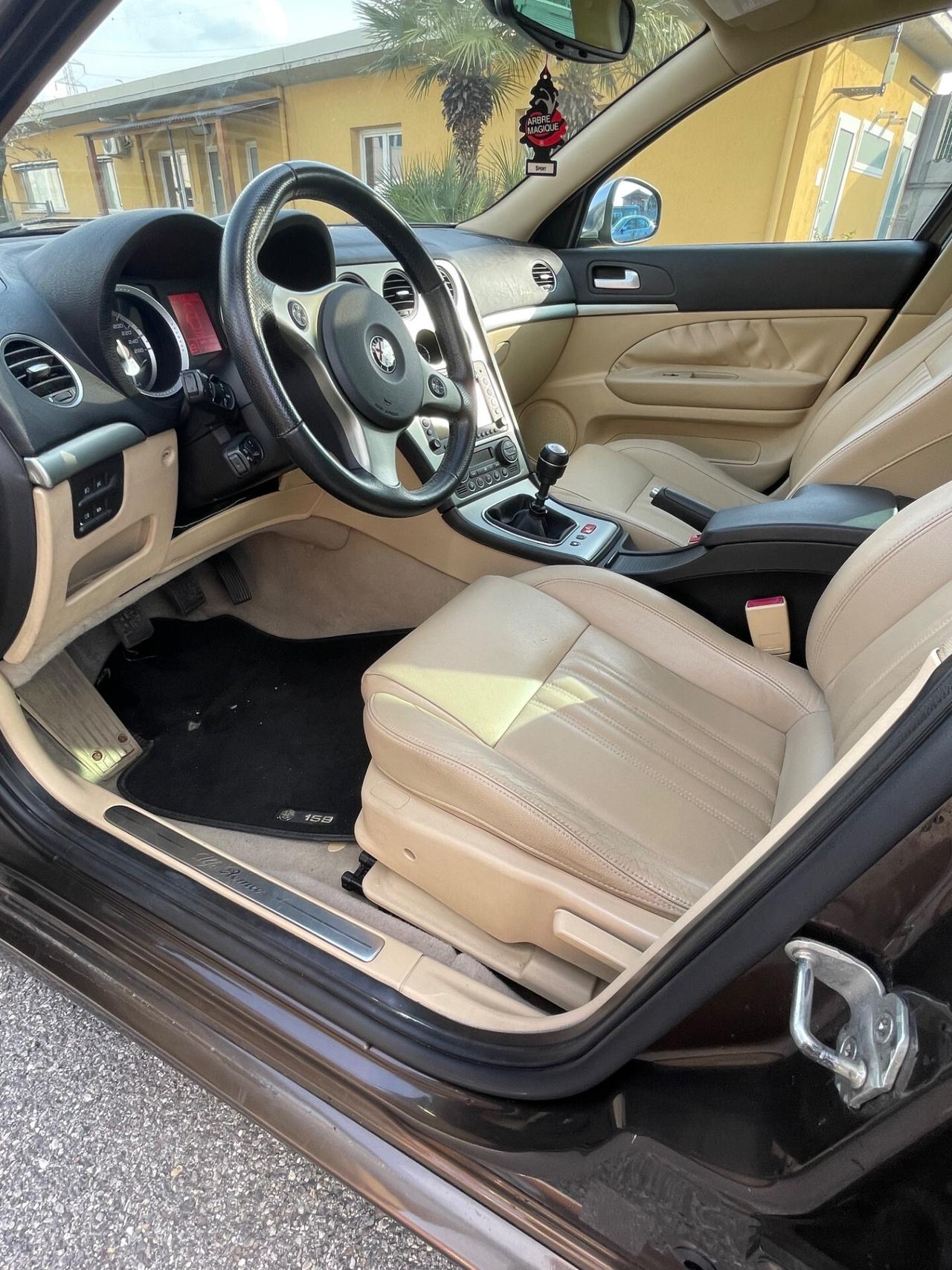 Alfa Romeo 159 3.2 JTS V6 24V Q4 Sportwagon Distinctive