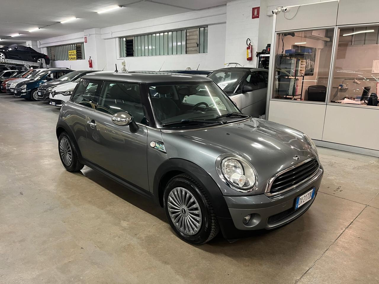Mini 1.4 solamente 90mila km
