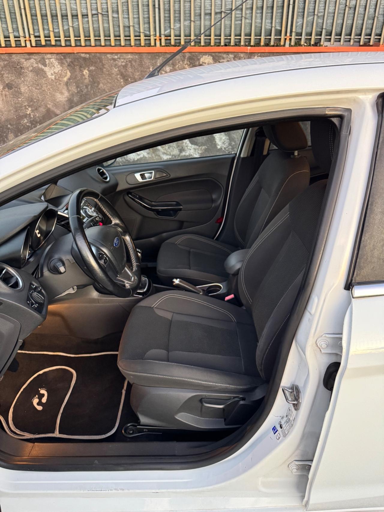 Ford Fiesta 1.5 TDCi TITANIUM