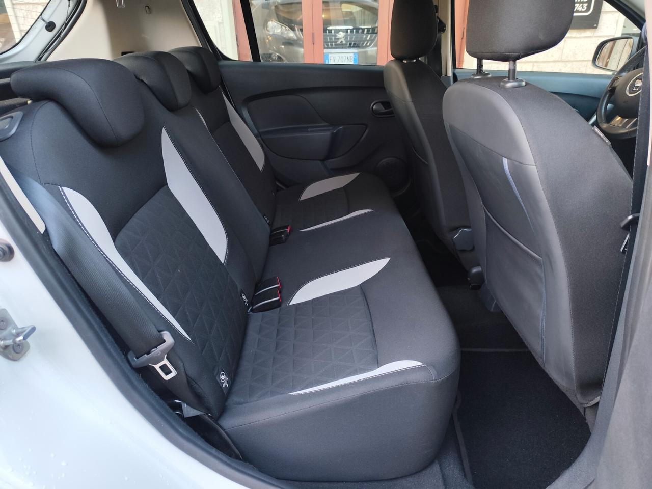 Dacia Sandero Stepway 1.5 dCi 90CV NAVI