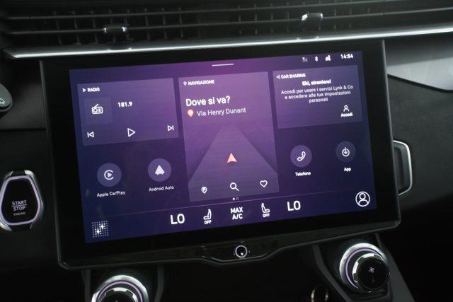 LYNK & CO 01 01 PHEV