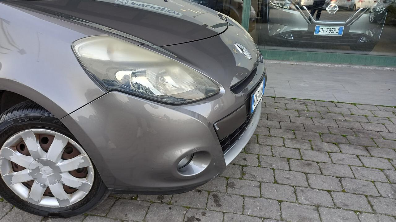 Renault Clio 1.2 16V 5 porte Dynamique