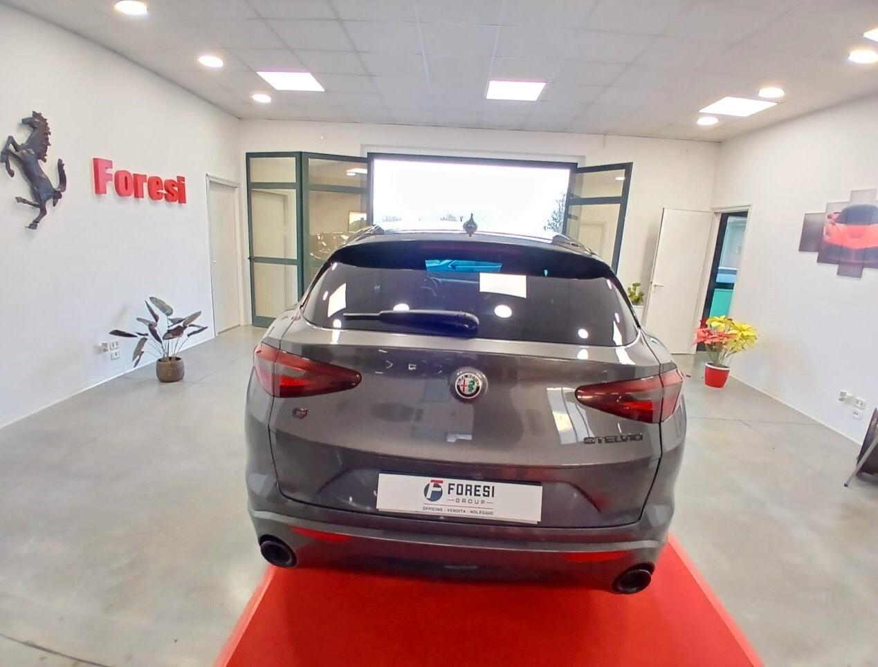 Alfa Romeo Stelvio 2.2 Turbodiesel 210 CV AT8 Q4 Veloce