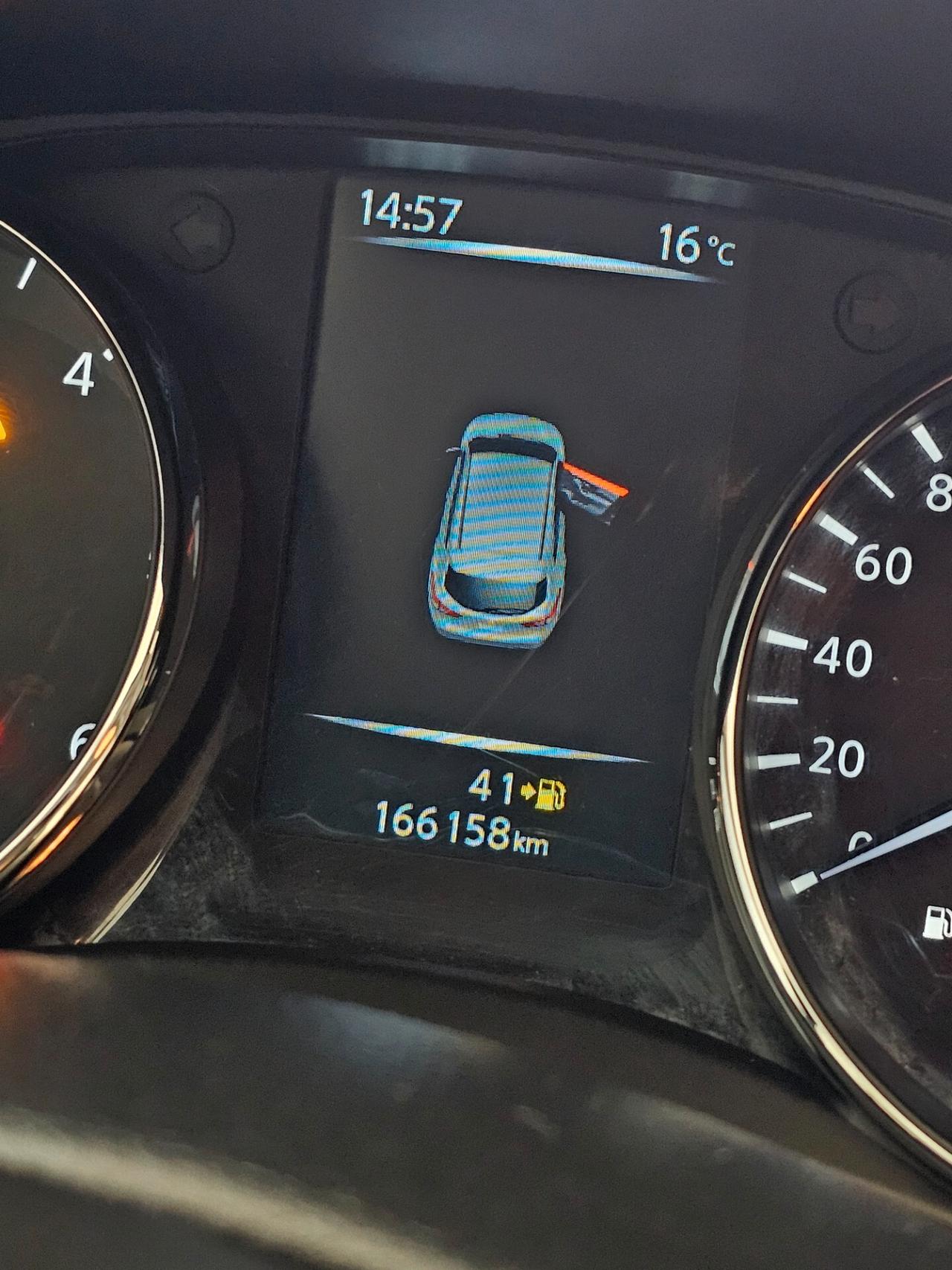 Nissan Qashqai 1.5 dCi N-Connecta