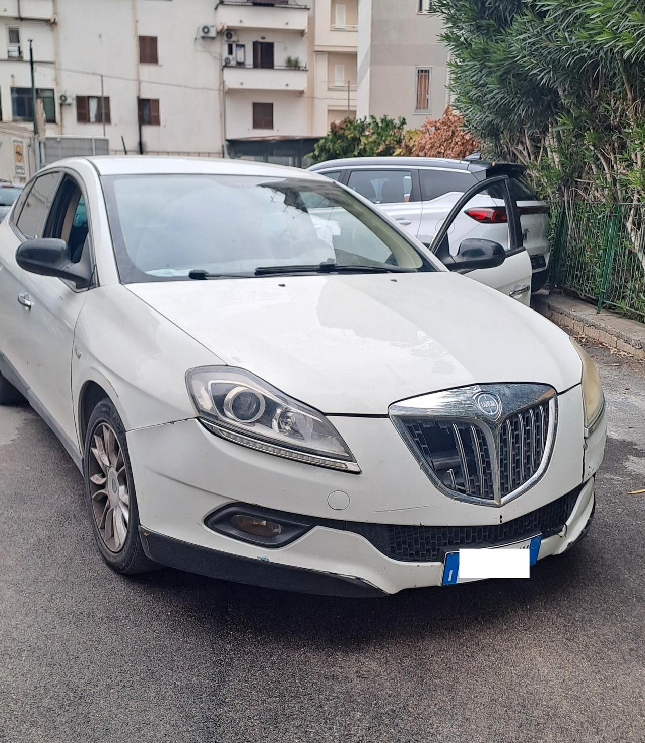 Lancia Delta 1.6 Diesel 120cv